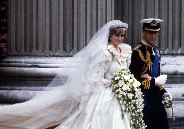 Lady Diana sposa il principe Carlo 29 luglio 1981 Accadde oggi LaPressa