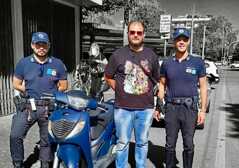 https://www.lapressa.it/articles/063895/furto-polizia-locale-modena-TN.jpg