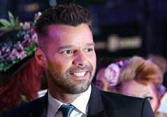 https://www.lapressa.it/articles/066034/ricky-martin-TN.jpg